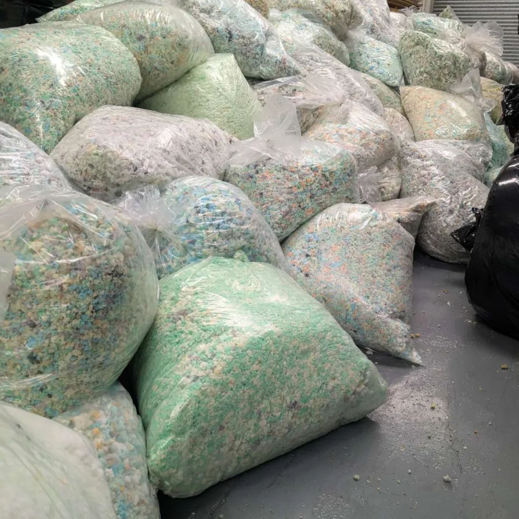 FOZ-CRUMB-5KG_8.Crumbed-Shredded-Foam-Filling-5kg-bag.webp